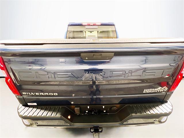 used 2020 Chevrolet Silverado 1500 car, priced at $33,121