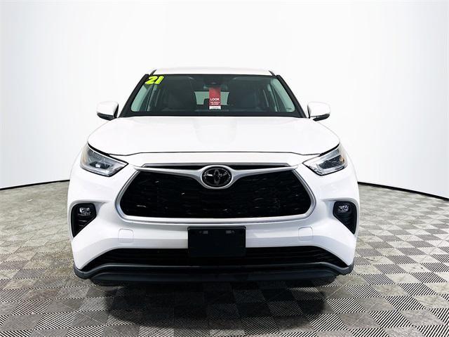 used 2021 Toyota Highlander car, priced at $31,823