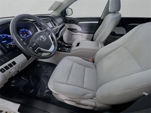 used 2018 Toyota Highlander car, priced at $21,416