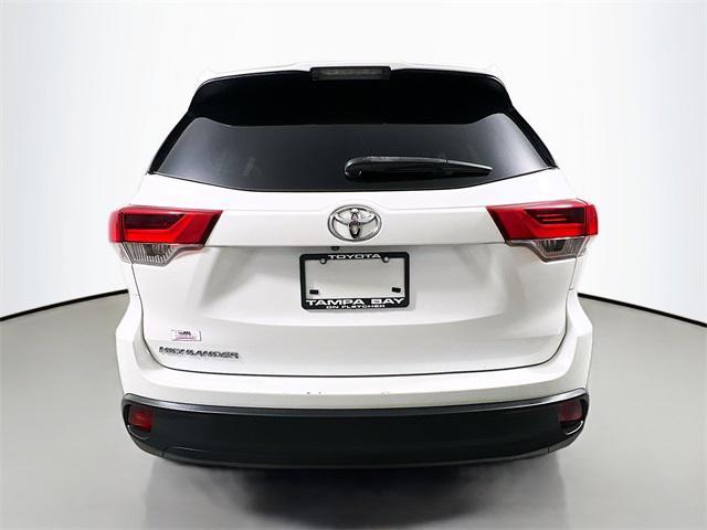 used 2018 Toyota Highlander car, priced at $21,416