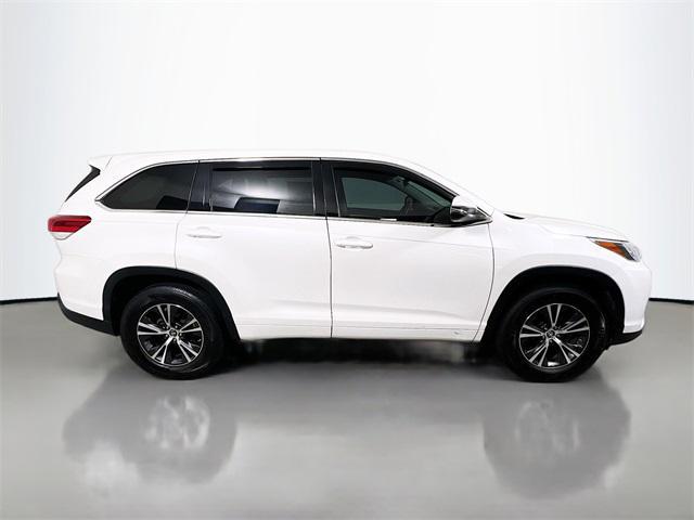 used 2018 Toyota Highlander car, priced at $21,416