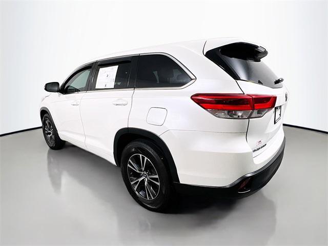 used 2018 Toyota Highlander car, priced at $21,416