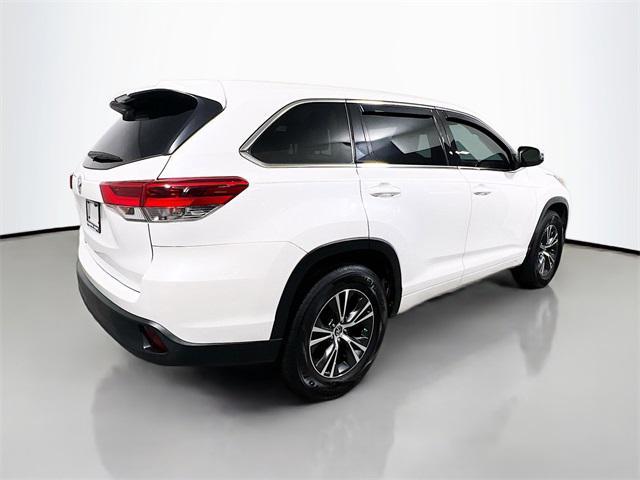 used 2018 Toyota Highlander car, priced at $21,416