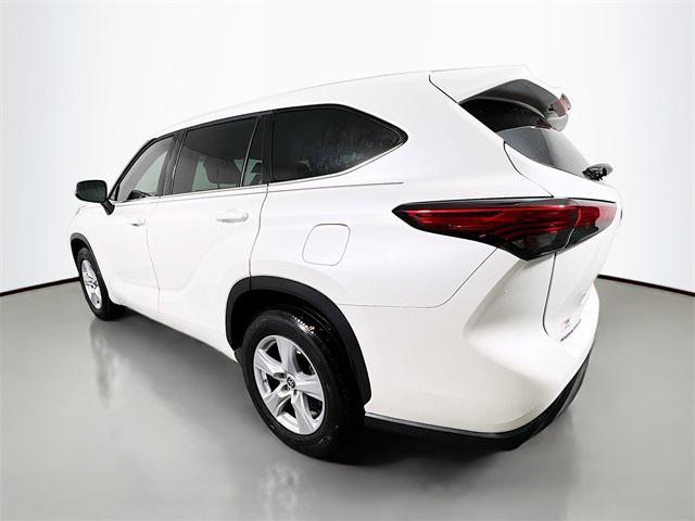 used 2021 Toyota Highlander car, priced at $28,455