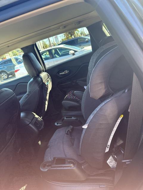 used 2015 Jeep Cherokee car, priced at $13,534