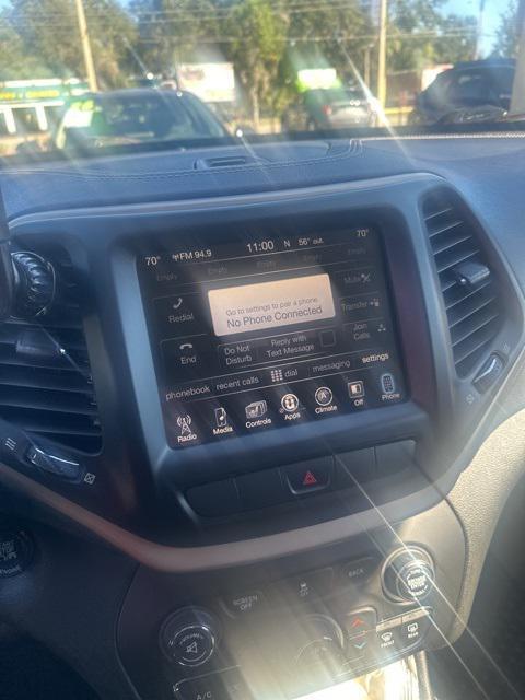 used 2015 Jeep Cherokee car, priced at $13,534