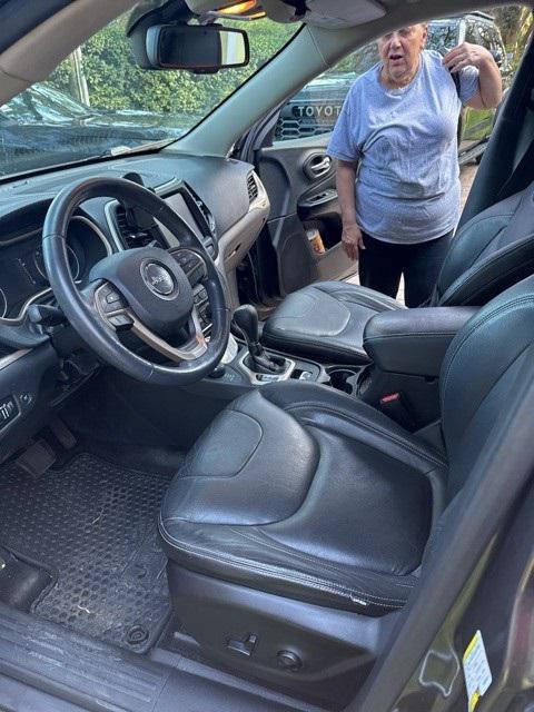 used 2015 Jeep Cherokee car, priced at $13,534