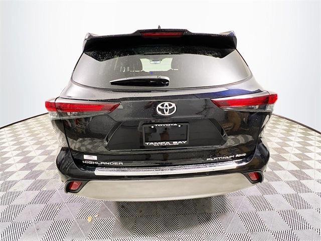 used 2024 Toyota Highlander car, priced at $48,467