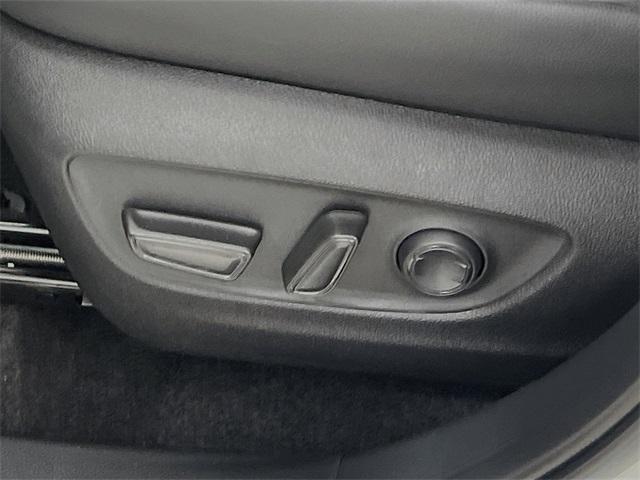 new 2025 Toyota Highlander car, priced at $48,687