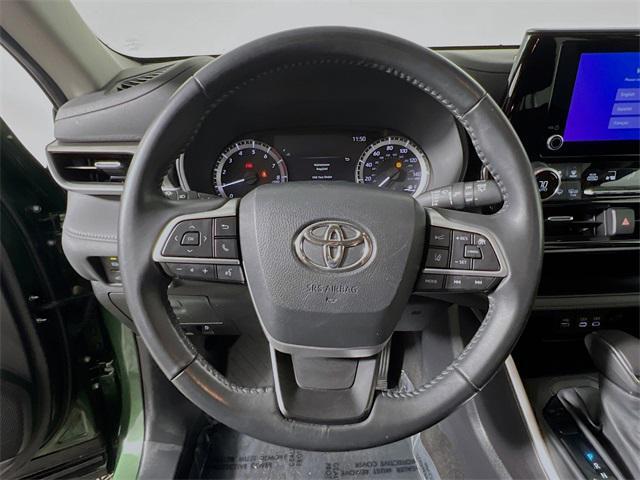 used 2023 Toyota Highlander car, priced at $32,352