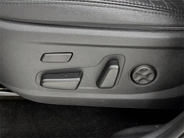 used 2020 Hyundai Santa Fe car, priced at $19,601