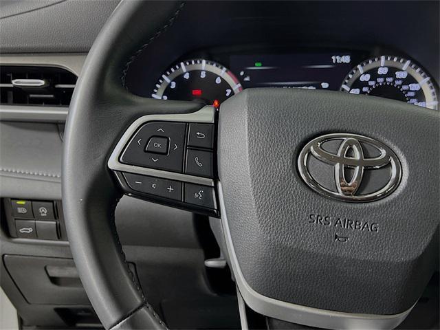 used 2024 Toyota Highlander car, priced at $33,485