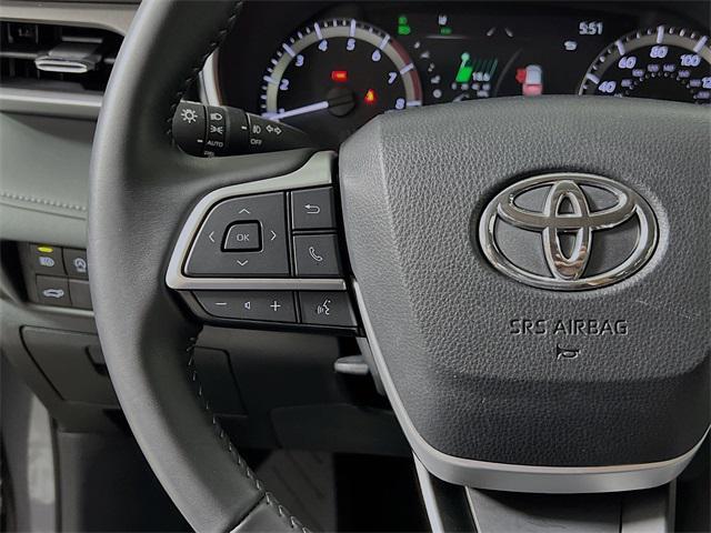 used 2024 Toyota Highlander car, priced at $41,936