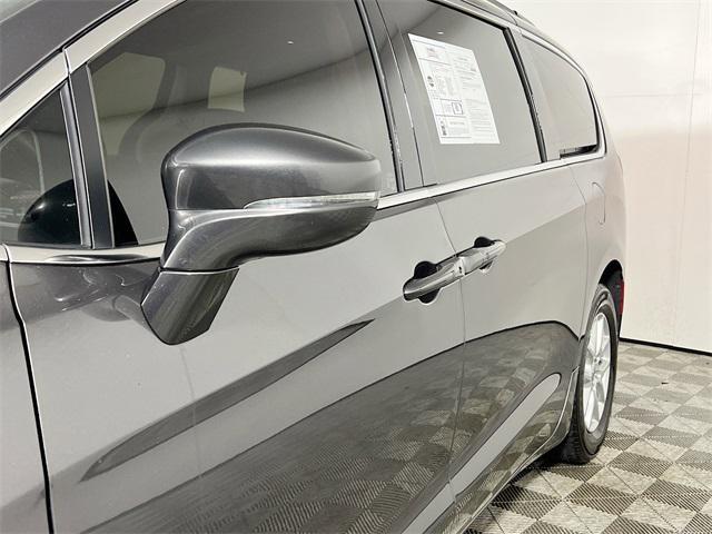 used 2022 Chrysler Pacifica car, priced at $19,319