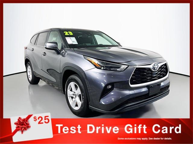 used 2023 Toyota Highlander car, priced at $27,996