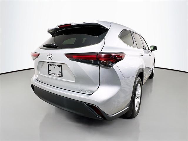 used 2024 Toyota Highlander car, priced at $38,803