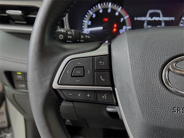 used 2024 Toyota Highlander car, priced at $38,803