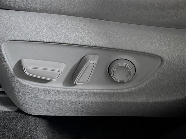 used 2022 Toyota Highlander car, priced at $31,436