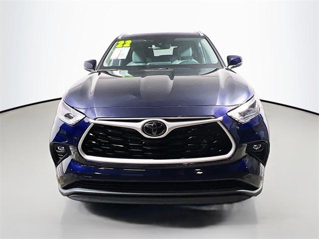 used 2022 Toyota Highlander car, priced at $31,436