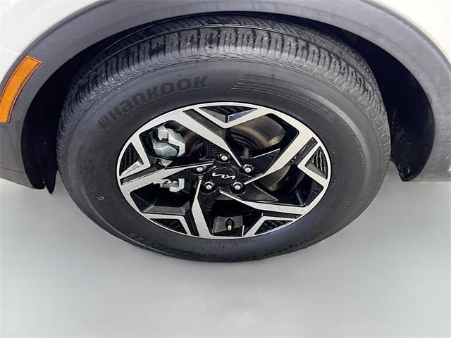 used 2024 Kia Sportage car, priced at $20,930
