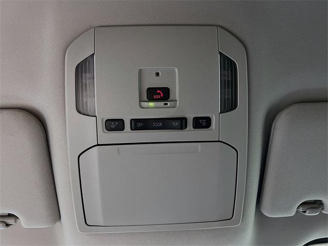 used 2024 Toyota Highlander car, priced at $41,161