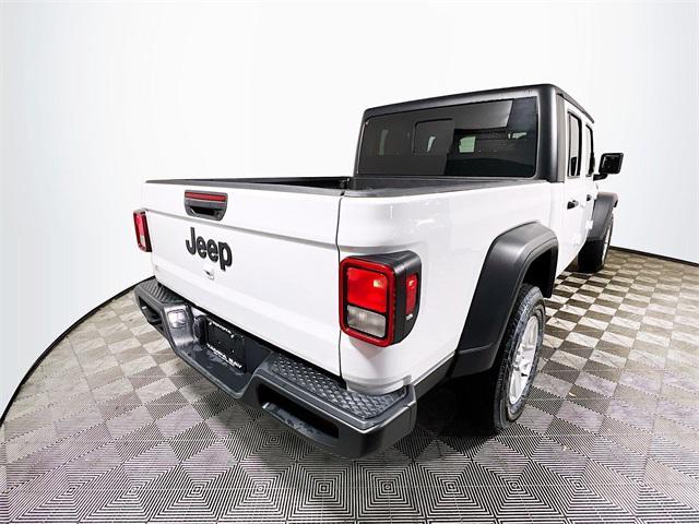 used 2023 Jeep Gladiator car, priced at $27,100