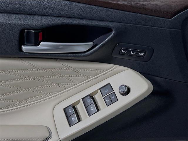 used 2019 Toyota Avalon Hybrid car, priced at $28,173