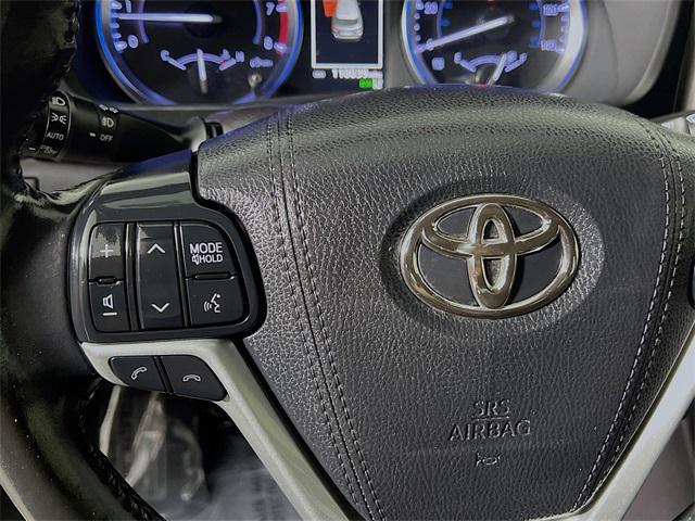 used 2018 Toyota Highlander car, priced at $20,520