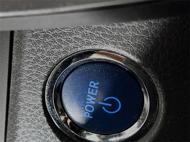 used 2018 Toyota Camry Hybrid car, priced at $20,493