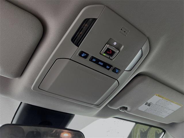 used 2022 Toyota Highlander car, priced at $35,439