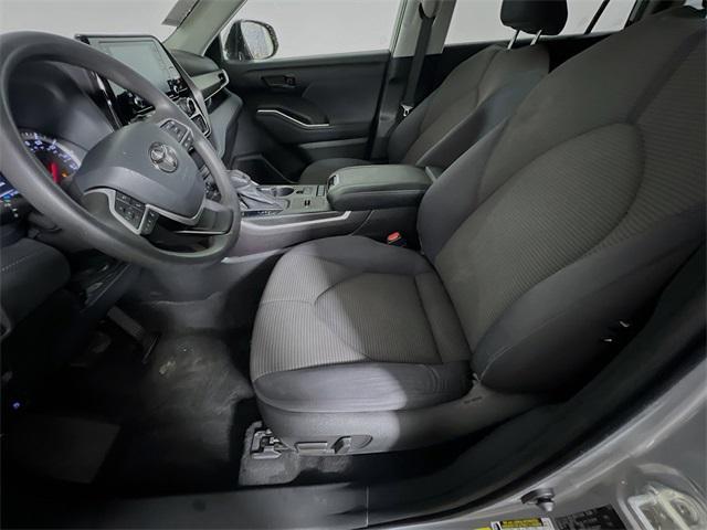 used 2022 Toyota Highlander car, priced at $35,439