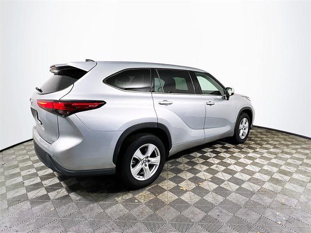 used 2022 Toyota Highlander car, priced at $35,439