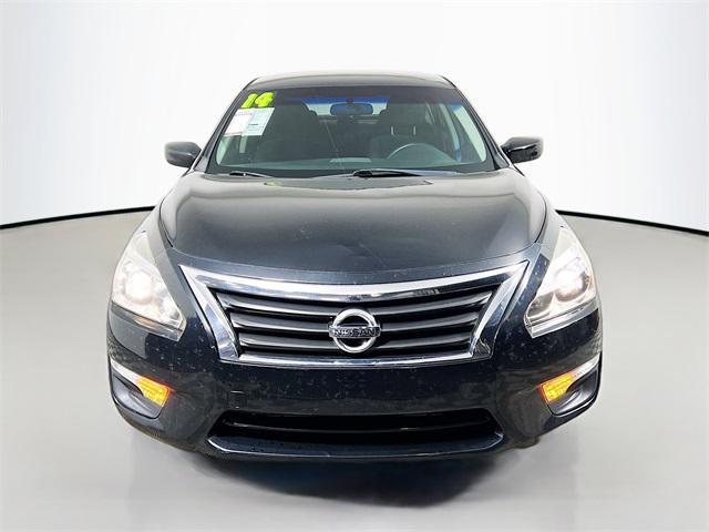 used 2014 Nissan Altima car, priced at $9,543