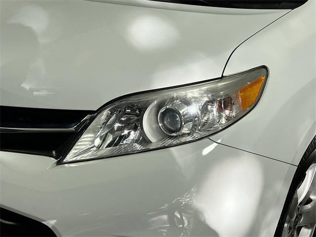 used 2020 Toyota Sienna car, priced at $28,752