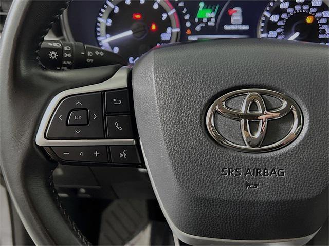 used 2023 Toyota Highlander car, priced at $30,500