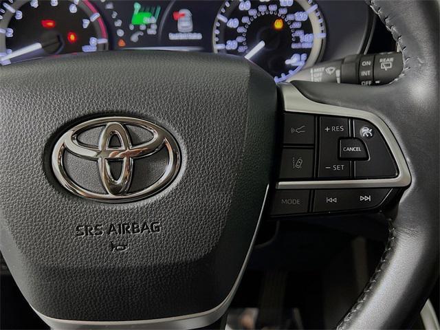 used 2023 Toyota Highlander car, priced at $30,500