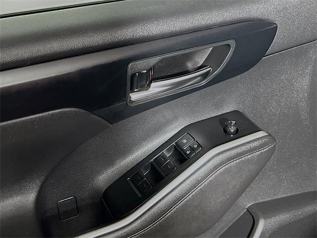 used 2020 Toyota Highlander car, priced at $23,660