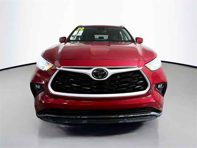 used 2020 Toyota Highlander car, priced at $23,660