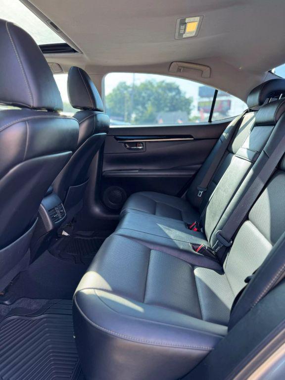 used 2016 Lexus ES 350 car, priced at $23,900