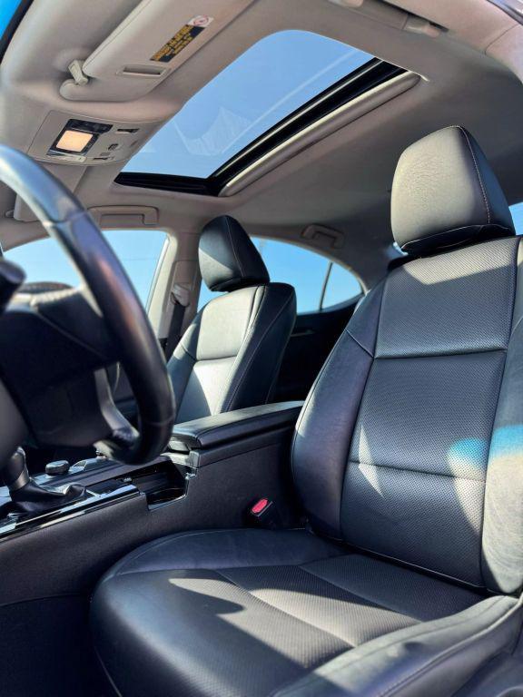 used 2016 Lexus ES 350 car, priced at $23,900