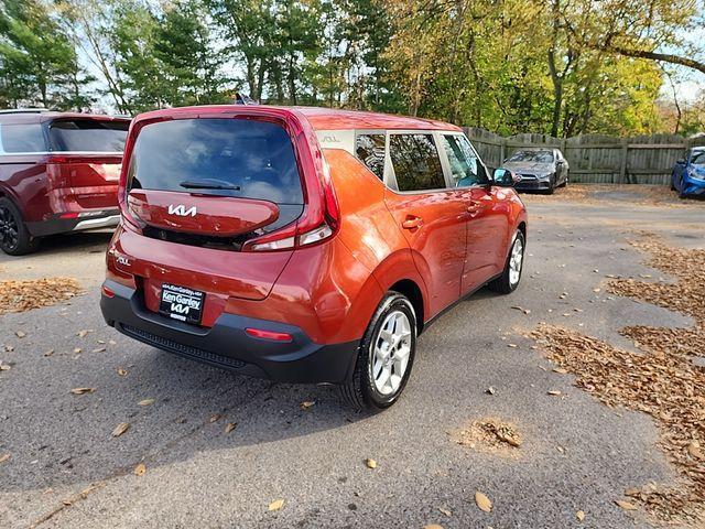 used 2022 Kia Soul car, priced at $17,277