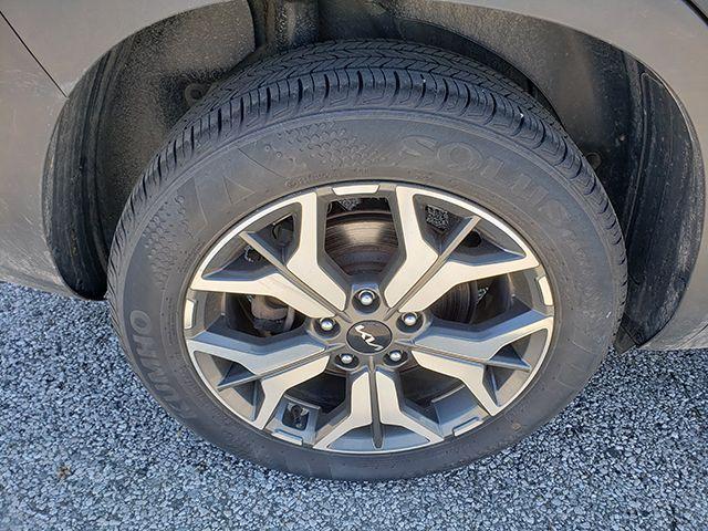 used 2023 Kia Seltos car, priced at $23,425