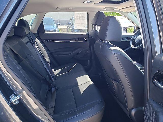 used 2023 Kia Seltos car, priced at $23,425
