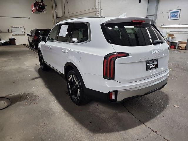 used 2023 Kia Telluride car, priced at $37,995