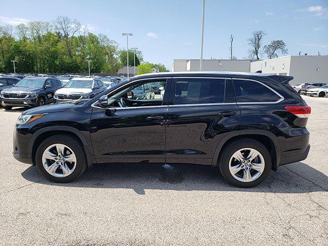 used 2019 Toyota Highlander car, priced at $24,774