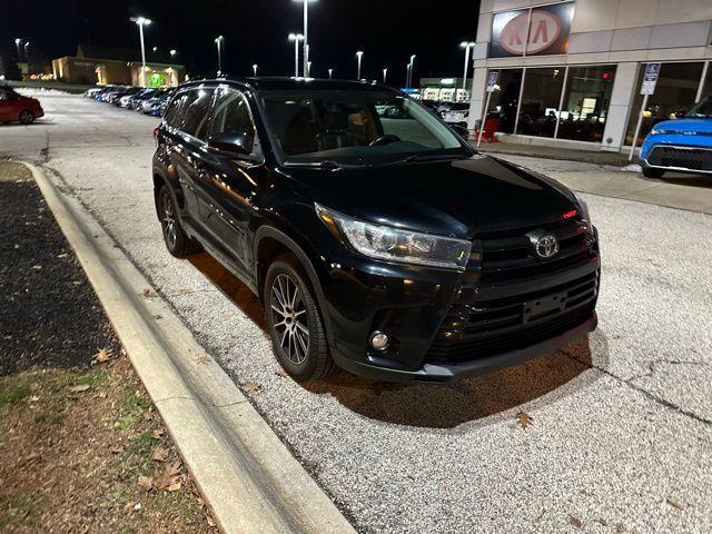 used 2017 Toyota Highlander car, priced at $16,379