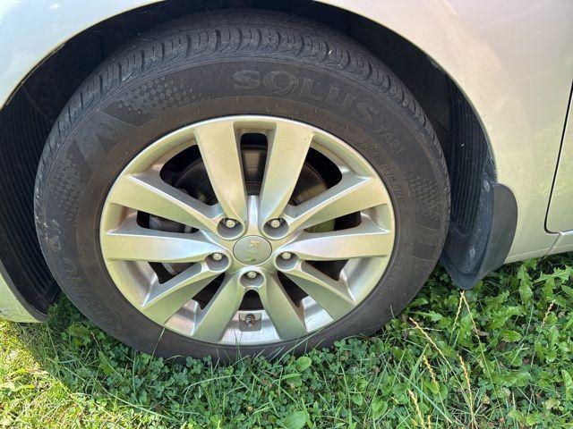used 2015 Kia Forte car, priced at $7,978