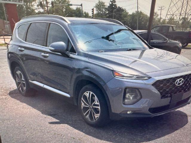 used 2019 Hyundai Santa Fe car, priced at $19,978