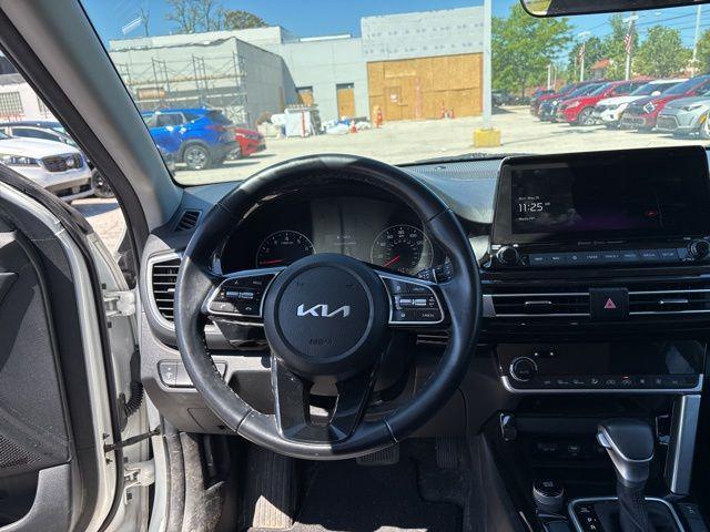 used 2023 Kia Seltos car, priced at $20,215