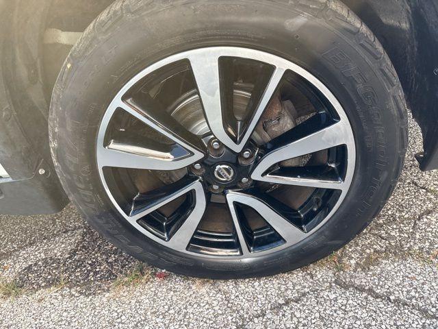 used 2020 Nissan Rogue car, priced at $18,997
